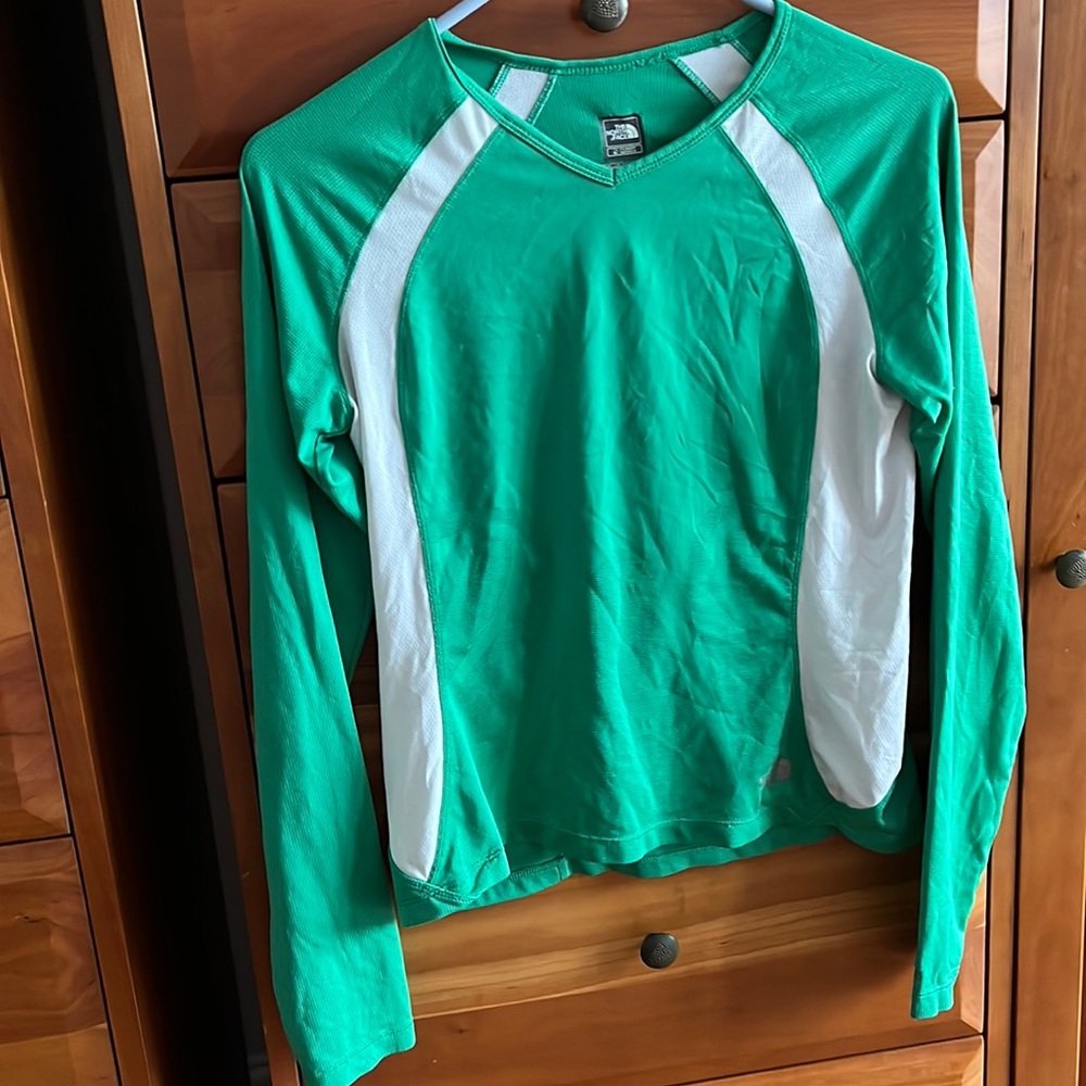 The North Face Flight Series Longsleeve Shirt Size Small, green/white
